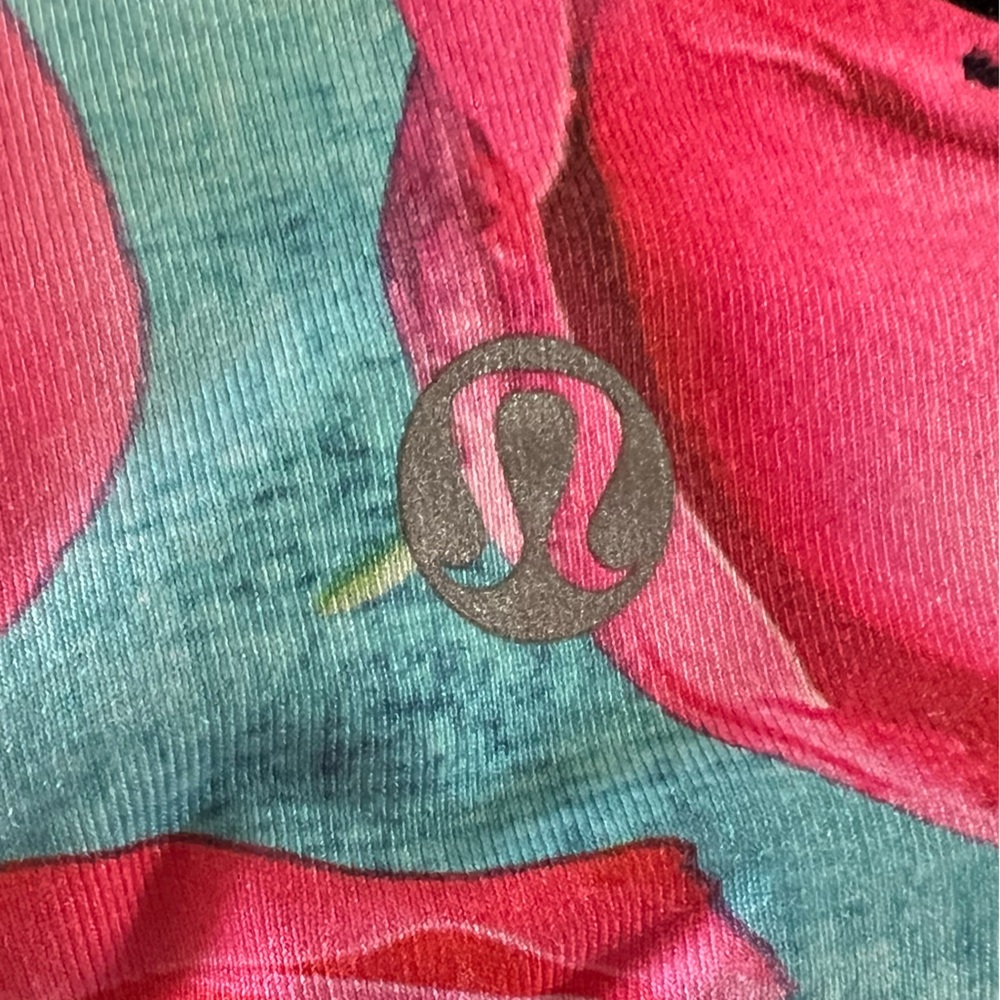 Lululemon Energy Bra Secret Garden Black Women’s Sports Bra Size 4 - Picture 7 of 7
